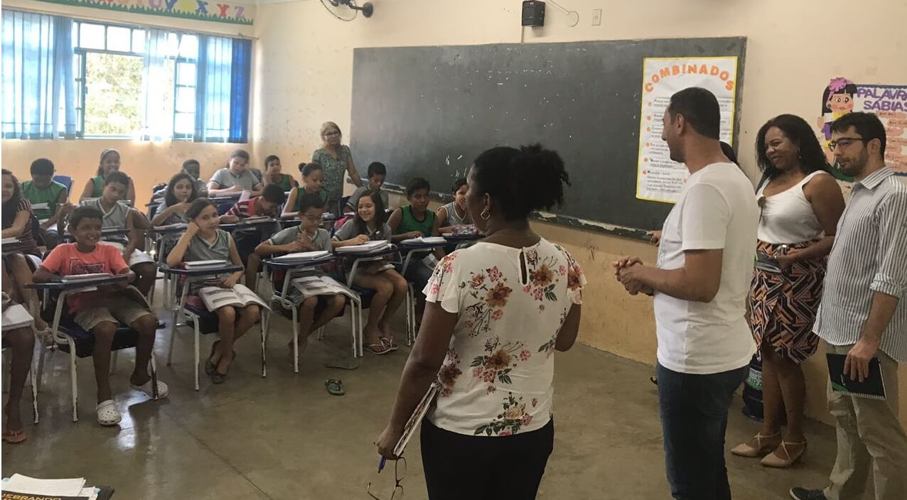 Redes públicas de ensino recebem apoio pela aprendizagem